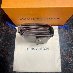 Authentic Louis Vuitton Alexandra Wallet